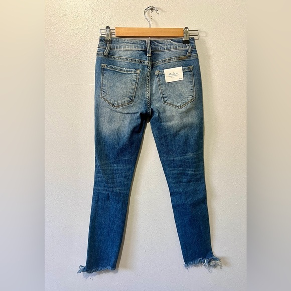 KanCan NWT Distressed Cropped Skinny Jean - Size 1/24 - Picture 8 of 14